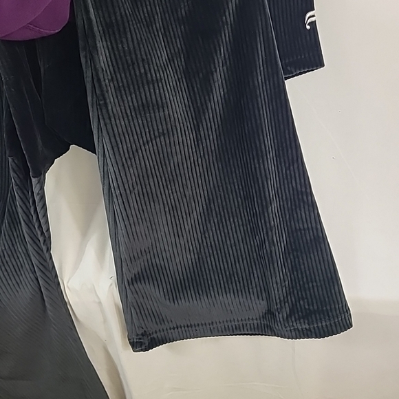 NEW Fabletics Plush Rib Hooded Black Zip One Piece Wide Leg Jumpsuit Size XXL - Picture 5 of 8